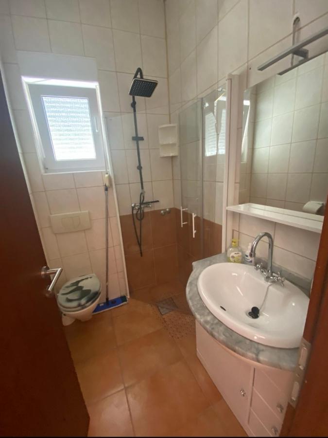 Elia Apartment Vir Exterior photo